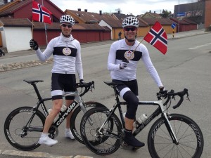 Brødrene Lund feirer